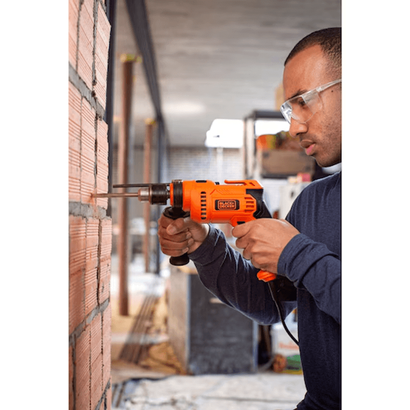 Furadeira de Impacto 13mm, Potência 650W, com Acessórios, BED713650, 110V - Black & Decker